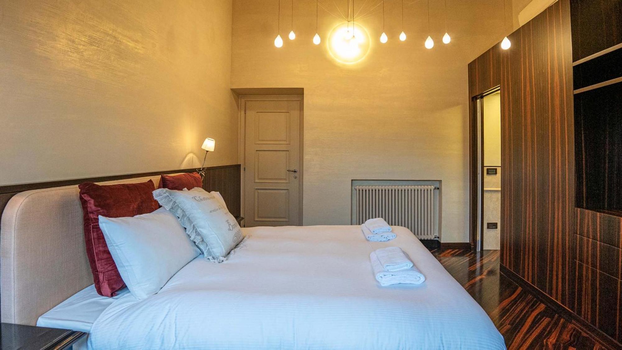 Piazza Venezia Charming Apartments With View Rome Buitenkant foto