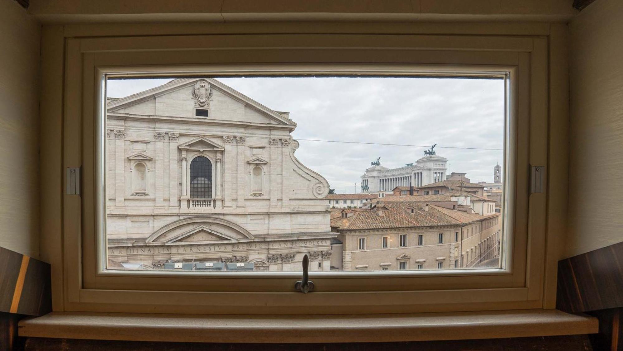 Piazza Venezia Charming Apartments With View Rome Buitenkant foto